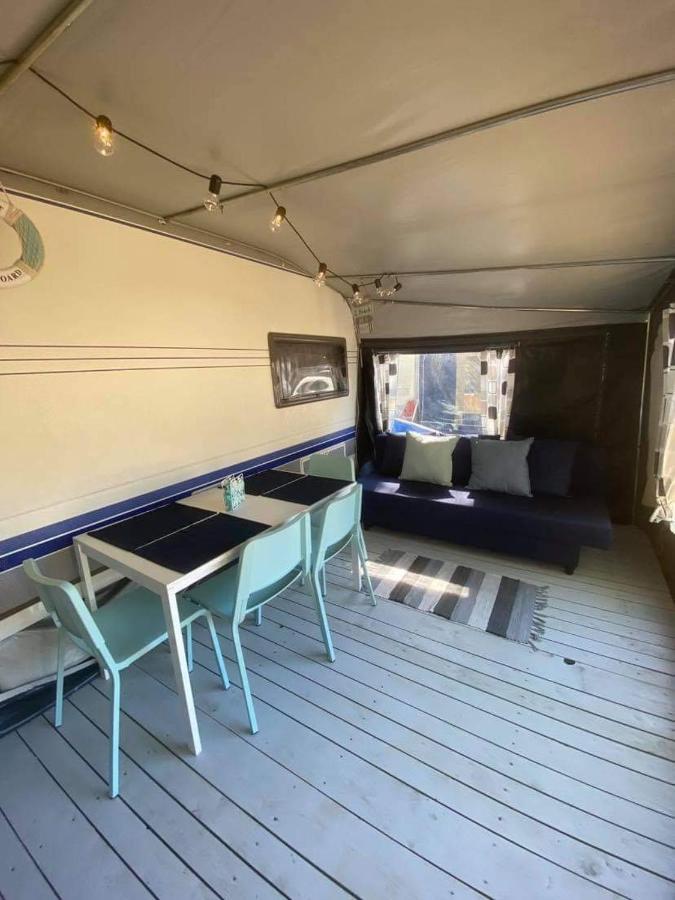 מלון הל Przyczepa Abordaz Na Campingu Kormoran מראה חיצוני תמונה